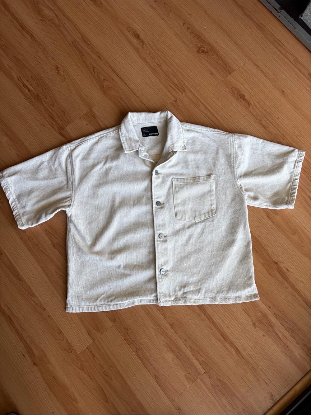 Men's Cream Short-Sleeve Button-Up Shirt
